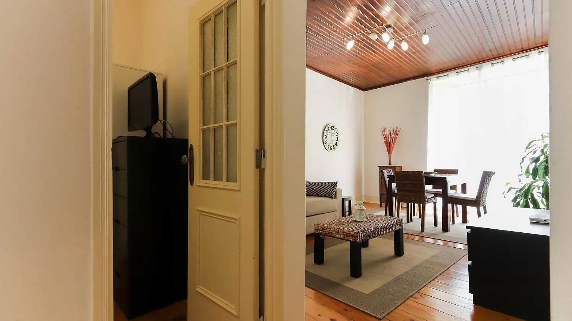 Cozy And Sunny Apartment - Anjos, Lisbon 0*,  Portugal